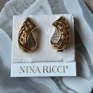 Nina Ricci Vintage, Gold Tone & Rhinestone, Clip On Earrings